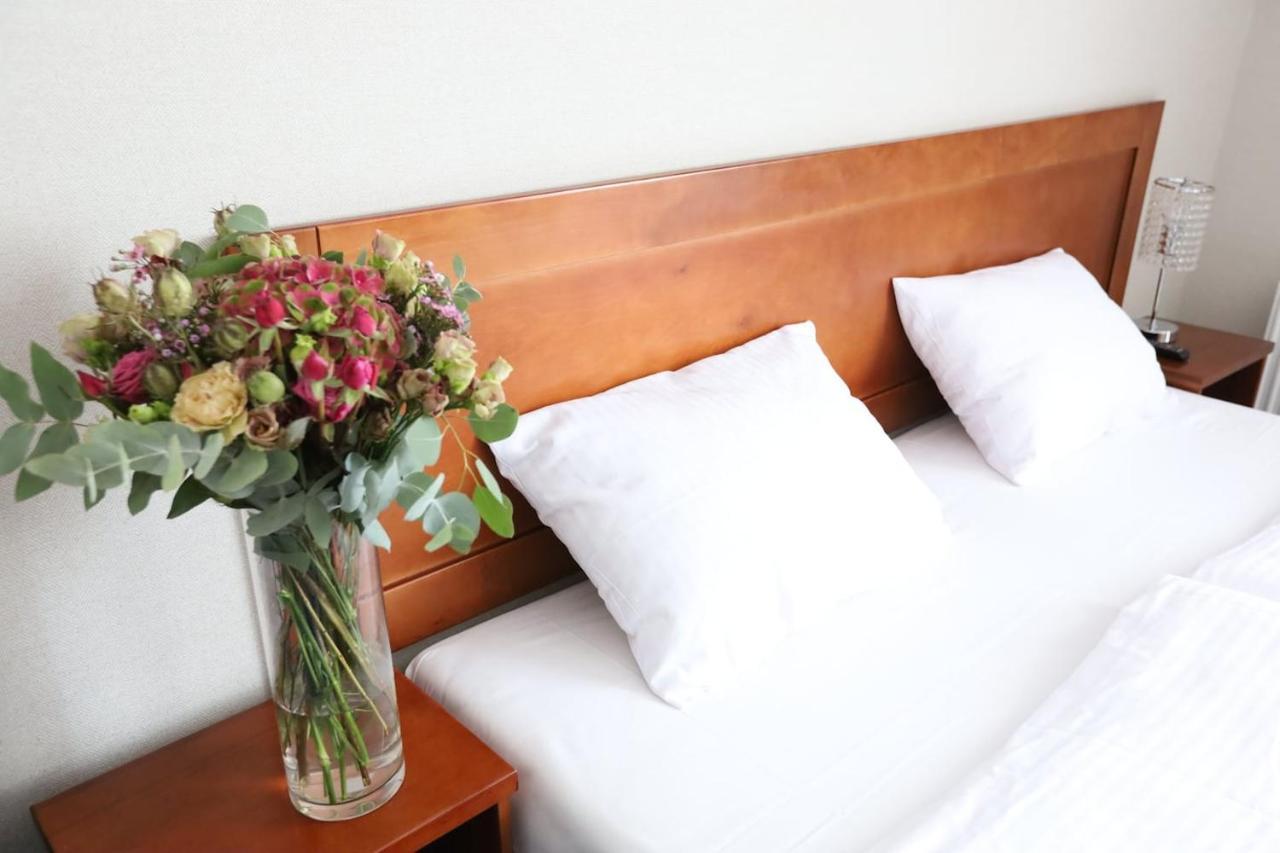 Dream Garden Palace Aparthotel Krakow Ngoại thất bức ảnh