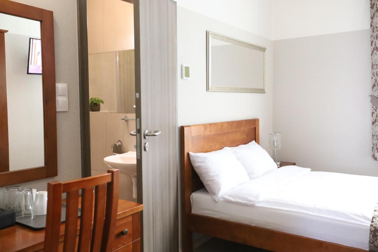 Dream Garden Palace Aparthotel Krakow Ngoại thất bức ảnh