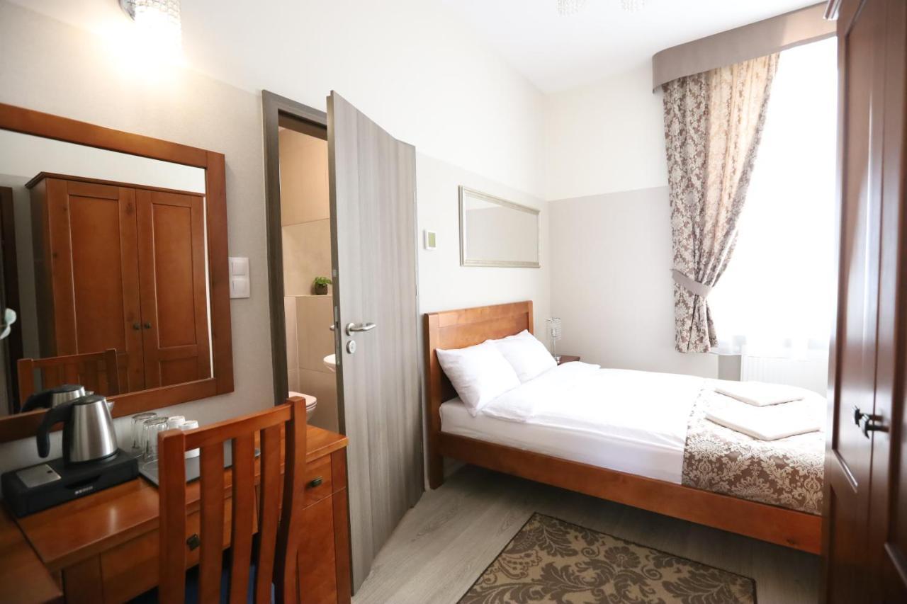 Dream Garden Palace Aparthotel Krakow Ngoại thất bức ảnh